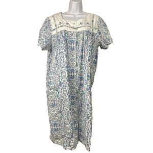 Victoria Secret Womens Embroidered Floral‎ Robe Size L Granny Core Cottage Core